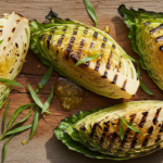 Grillet Spidskål med Citron- og Estragonvinaigrette