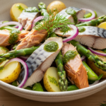 Salat med røget makrel, nye kartofler, asparges og dildvinaigrette